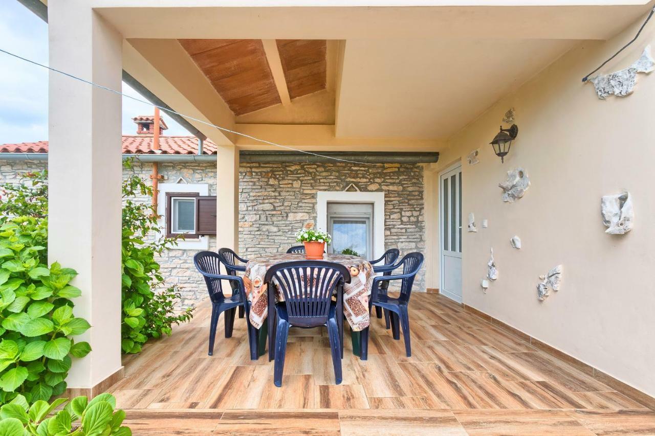 Haus Glavani Barban Exterior photo