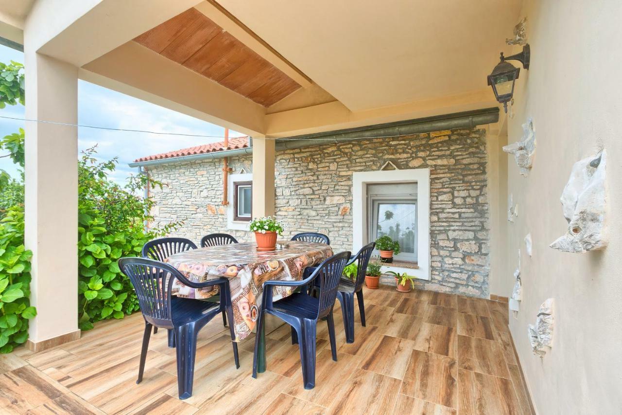 Haus Glavani Barban Exterior photo
